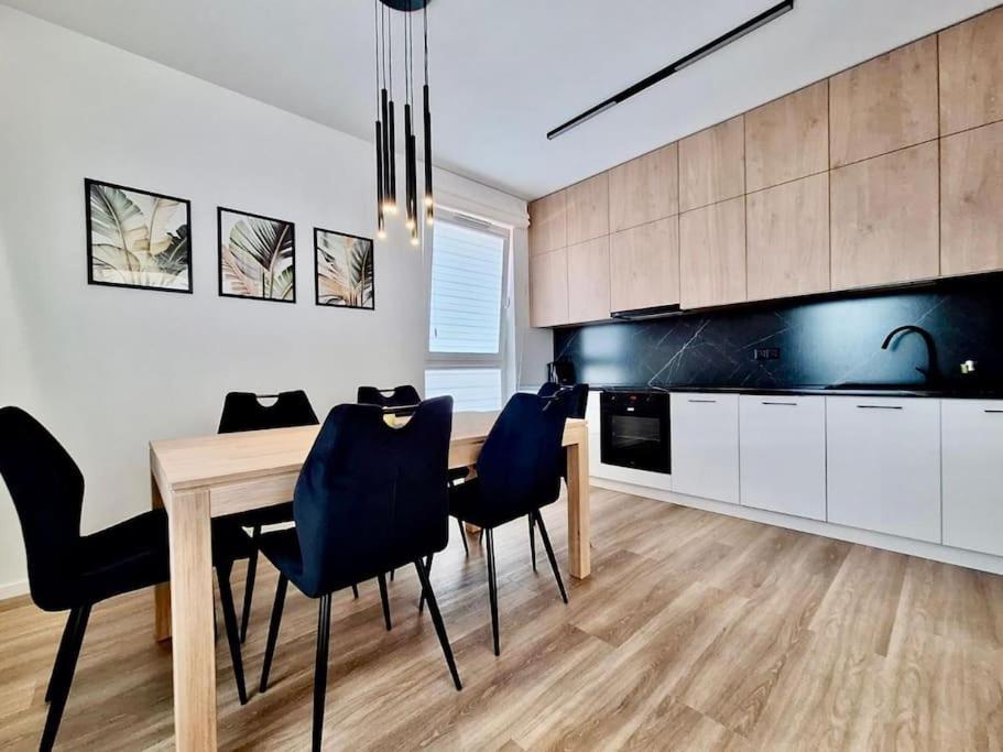Apartment Easy Rent Apartments- Business Center 205 Lublin